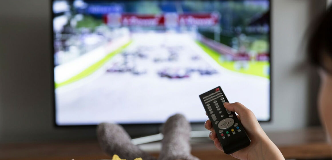 Unlocking Modern Entertainment: Top 3 Streaming Devices For Old TVs Streaming Devices For Old TV